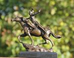 sculptuur, bronzen beeld van een valkyrie. - 26 cm - brons