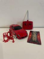 Sleutelhanger met model en beeldje - Ferrari - Enzo Ferrari, Hobby en Vrije tijd, Modelauto's | 1:5 tot 1:12, Nieuw