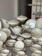 KPM - Tafelservies voor 12 (91) -