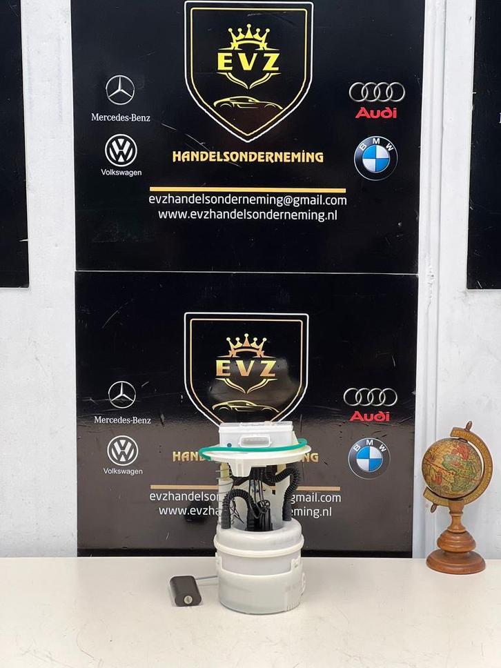 Renault Clio brandstofpomp elektrisch bj.2021 art.172021618R, Auto-onderdelen, Brandstofsystemen, Gebruikt, Renault