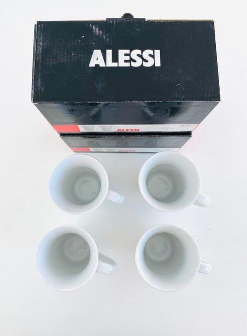 Alessi - Toyo Ito - Eetservies (4) - KU - Porselein, Antiek en Kunst, Antiek | Meubels | Stoelen en Banken
