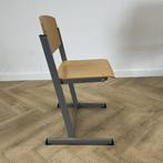 Eromes schoolstoel / stapelstoel zithoogte 46 cm,  Licht, Huis en Inrichting, Stoelen, Ophalen of Verzenden, Gebruikt, Hout, Eén