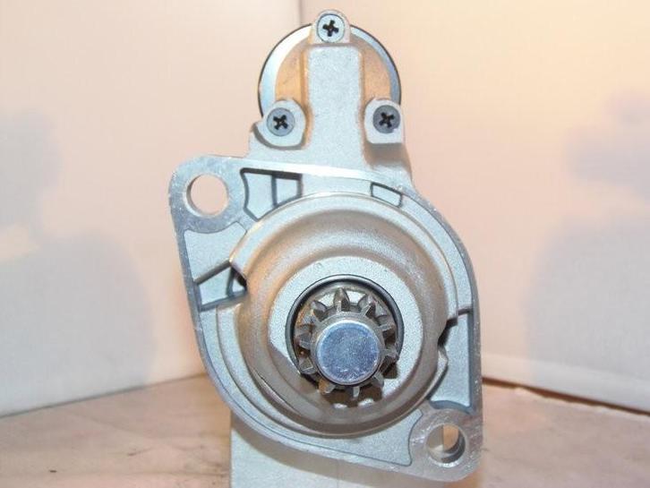 Startmotor 1,1KW Audi Seat Skoda Volkswagen nieuw, Auto-onderdelen, Motor en Toebehoren, Verzenden
