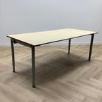 Tweedehands Ahrend verstelbaar bureau / tafel, (bxd) 190x90, Ophalen of Verzenden, In hoogte verstelbaar, Gebruikt, Bureau