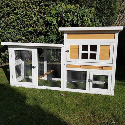 Konijnenhok Villa Wit/Bruin Dennenhout Afmeting: 147x50x80cm, Dieren en Toebehoren, Knaagdieren en Konijnen | Hokken en Kooien