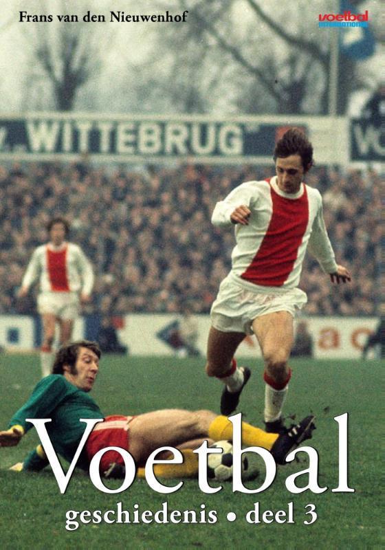 Voetbal 9789067970945 Frans van den Nieuwenhof, Boeken, Hobby en Vrije tijd, Zo goed als nieuw, Verzenden