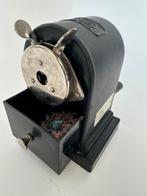 Vintage desktop pencil sharpener – Dahle  22 Germany –, Antiek en Kunst