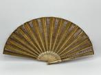 French hand fan – late 19th century – carved bone guards and