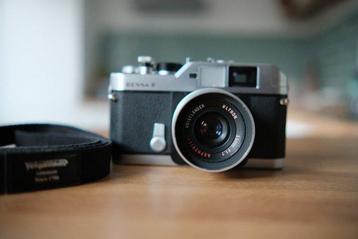 Voigtländer Bessa R + Voigtlander Ultron 35mm 1.7 Meetzoeker beschikbaar voor biedingen