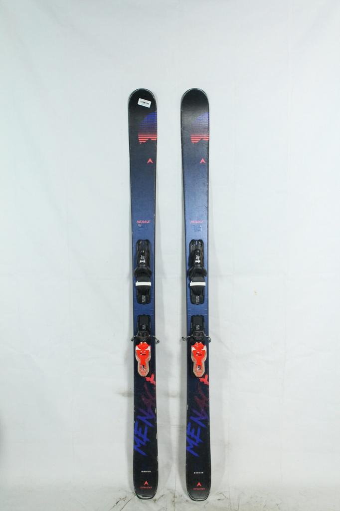Refurbished - Ski - Dynastar Menace twintip - 170, Sport en Fitness, Skiën en Langlaufen, Skiën, 160 tot 180 cm, Gebruikt, Overige merken