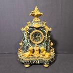 Figurale pendule Empire - Verguld brons - 1800-1850 - Geen