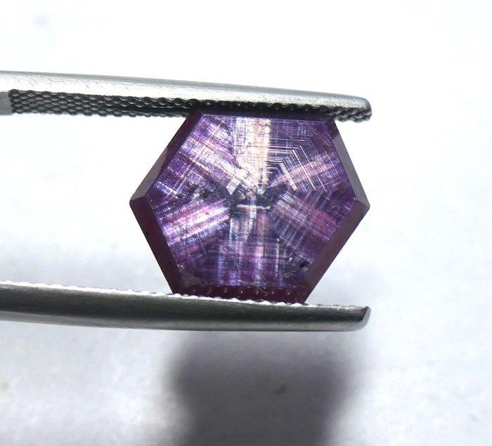 ULTRA ZELDZAME robijn van het type Trapiche! Cabochon-, Verzamelen, Mineralen en Fossielen
