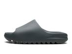 Adidas Yeezy Slide Slate Marine - Maat 47 EU, Kleding | Heren, Schoenen, Ophalen of Verzenden, Nieuw, Yeezy