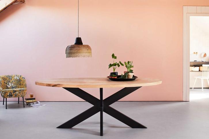 Eiken boomstamtafel massief eiken eettafel industrieel, Huis en Inrichting, Tafels | Eettafels, 100 tot 150 cm, 200 cm of meer