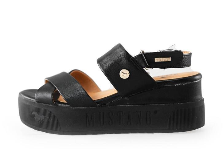 Mustang sandalen in maat 37 Zwart | 25% korting, Kleding | Dames, Schoenen, Zwart, Zo goed als nieuw, Sandalen of Muiltjes, Verzenden