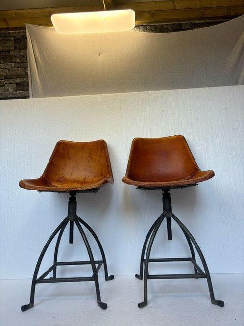Stoel - Metaal - Twee draaaistoel, Antiek en Kunst, Kunst | Designobjecten
