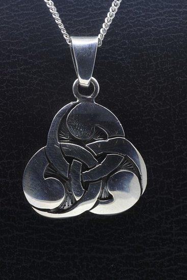 Zilveren Keltische knoop triangel ketting hanger, Sieraden, Tassen en Uiterlijk, Kettinghangers, Verzenden