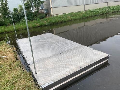 Koppelbare werkvlotten - pontons - tijdelijke brug te huur, Zakelijke goederen, Machines en Bouw | Tuin, Park en Bosbouw, Overige typen