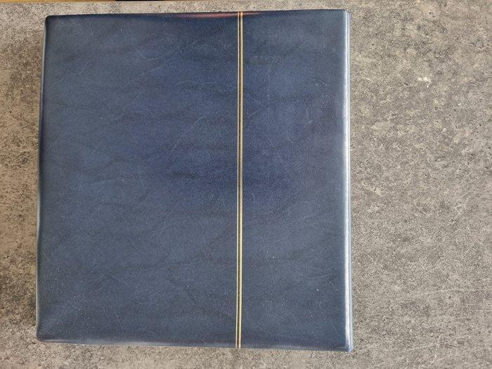 Vaticaanstad - 2 Vordruckalben Vatikan, met veel zegels,, Postzegels en Munten, Postzegels | Europa | Italië