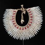 NO RESERVE PRICE - SN12 - Decorative Shell Necklace on a