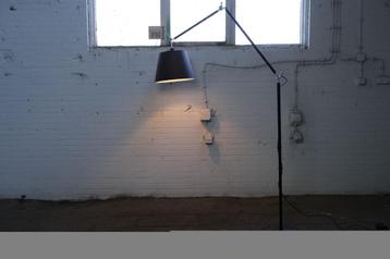 Z.G.A.N. | Design | Tolomeo Artemide | Vloerlamp | Zwart/ al beschikbaar voor biedingen