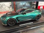 GT Spirit 1:18 - Modelauto - Aston Martin V12 vintage -, Hobby en Vrije tijd, Modelauto's | 1:5 tot 1:12, Nieuw