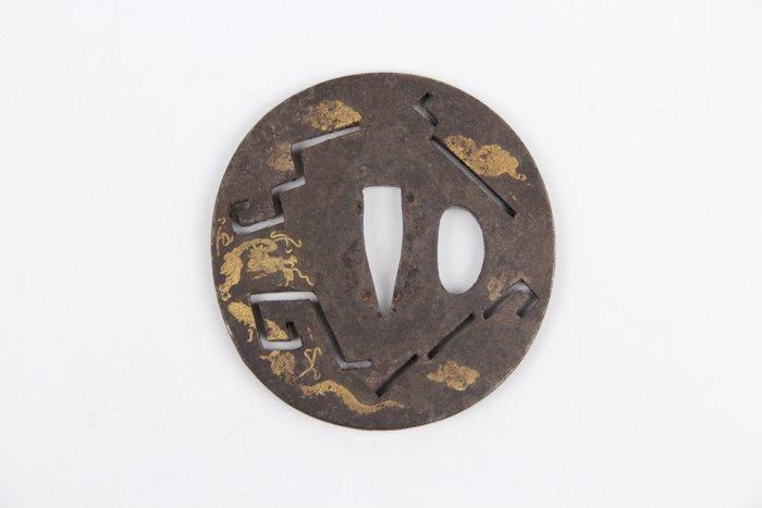 Edo-periode Kaga Zogan ijzeren Tsuba – opengewerkt, Antiek en Kunst, Antiek | Overige Antiek