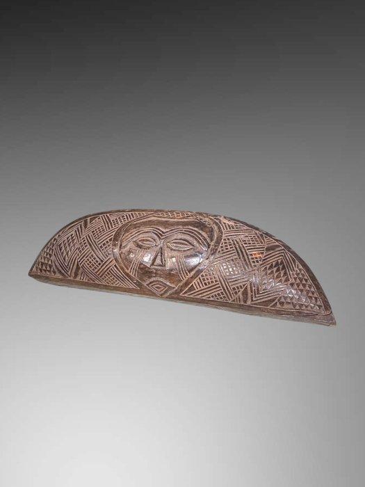 Boite à bijoux Luba/ - 30 cm - Sieradendoos en make-up /, Antiek en Kunst, Kunst | Niet-Westerse kunst