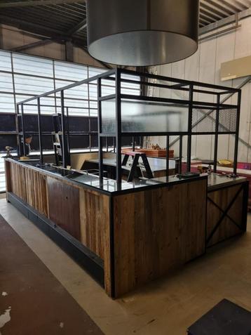 tweedehands bar mancave huis bar  vintage bar toog barmeubel beschikbaar voor biedingen