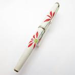Platinum - White Leather with Japanese-style Flower pattern, Verzamelen, Nieuw