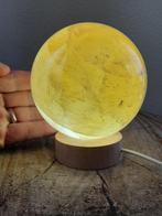 Citrien bol - op een houten standaard met verlichting (USB