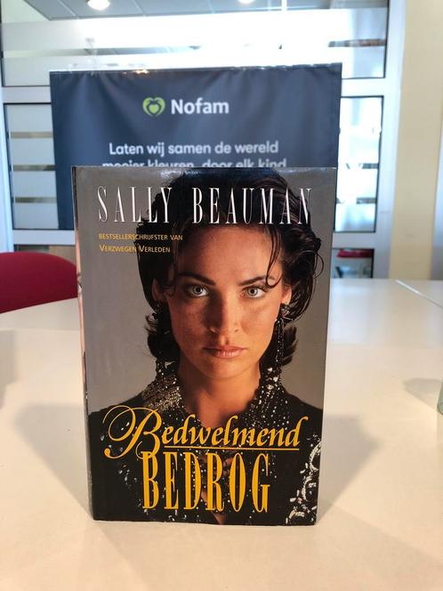 Bedwelmend berog - Sally Beauman [nofam.org], Boeken, Thrillers