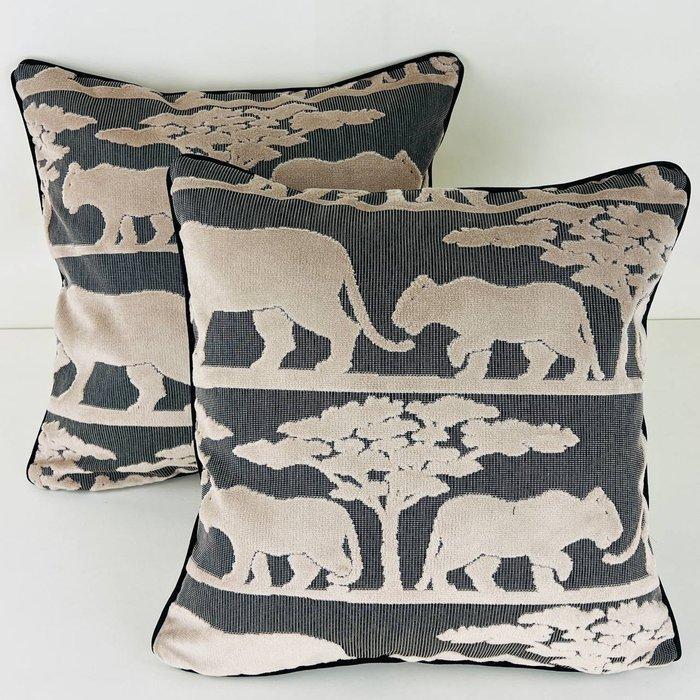 Andrew Martin Nieuwe set van twee - Kussen, Antiek en Kunst, Antiek | Kleden en Textiel