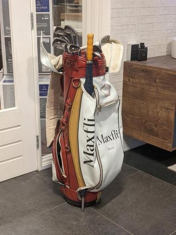 Golftas met 11x golfclub, Maxfli beschikbaar voor biedingen