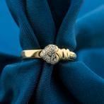 18 Krt. Gouden Claddagh ring met diamant | 0,085 ct., Sieraden, Tassen en Uiterlijk, Ringen, Gebruikt, Overige kleuren, Ophalen of Verzenden
