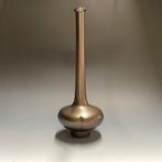 Vaas - Brons - Japan - Gegoten bronzen vaas   (Zonder