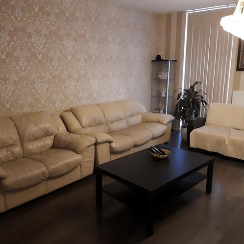 Gemeubileerde Kamer te huur in Almere gevonden in Almere, Huizen en Kamers, Kamers te huur, 20 tot 35 m², Almere