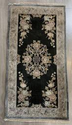 China - Vloerkleed - 134 cm - 69 cm - zijde, Nieuw