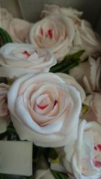 Foam rose elegant 5cm. 5pc bundel lichtrose likje rood, Ophalen of Verzenden, Nieuw