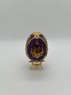 Fabergé ei - Dit is het IMPERIAL CREST ei met standaard -