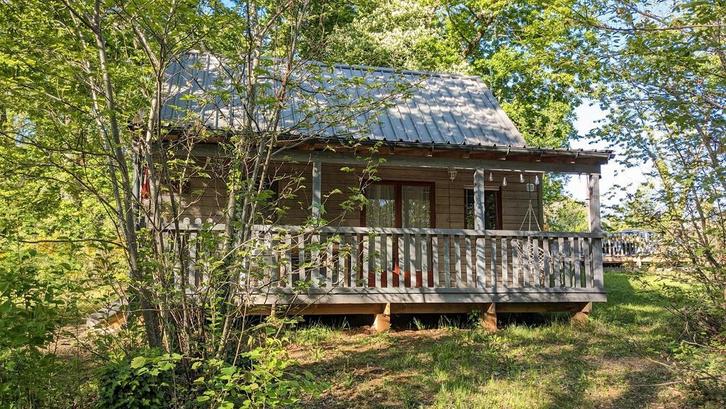Castelwood Vacances Dordogne, Vakantie, Vakantiehuizen | Frankrijk, Recreatiepark, Dordogne, In bos, 2 slaapkamers, Chalet, Bungalow of Caravan