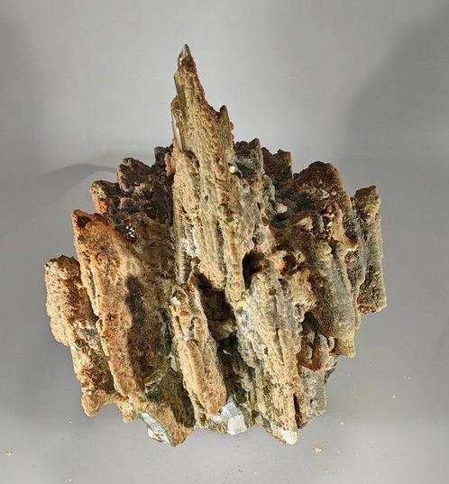 Bariet met Marcasiet, museumformaat Kristallen op matrix -, Verzamelen, Mineralen en Fossielen