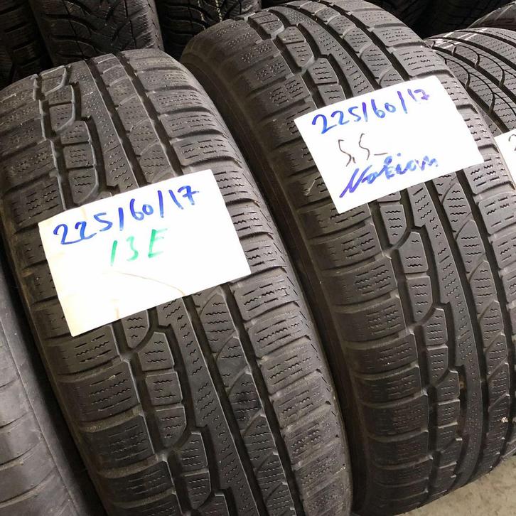 2 x Nokian WR 225-60-17 Winterbanden 5,5mm, Auto-onderdelen, Banden en Velgen, 17 inch, Winterbanden, 225 mm, Personenwagen, Gebruikt