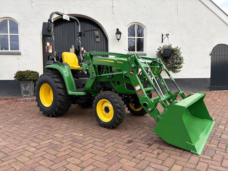 John Deere 3025E, Zakelijke goederen, Machines en Bouw | Tuin, Park en Bosbouw, Ophalen