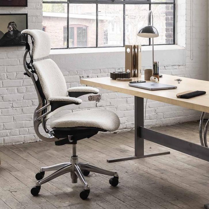 Humanscale Freedom actieve bureaustoel bij Project Meubilair, Zakelijke goederen, Kantoor en Winkelinrichting | Kantoormeubilair en Inrichting