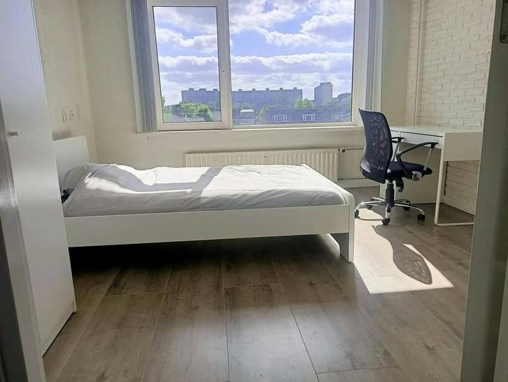 Studio te huur in Capelle aan den IJssel - 70 m² - 2, Huizen en Kamers, Kamers te huur, Rotterdam