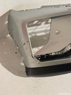Mitshubishi Eclipse Cross Voorbumper 6400H717ZZ, Ophalen, Gebruikt, Voor, Bumper