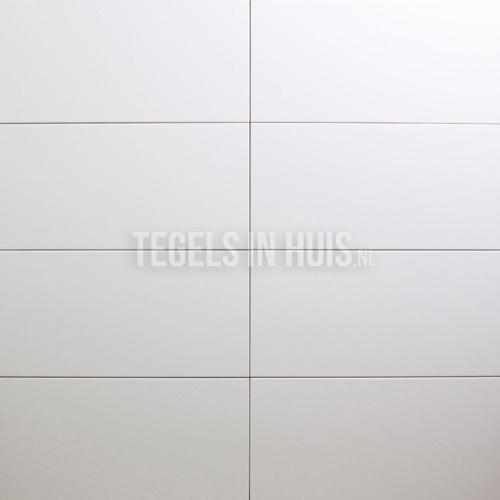 Wandtegel mat wit 30x60 niet-gerectificeerd op=op, Doe-het-zelf en Verbouw, Tegels, Wandtegels, Nieuw, 10 m² of meer, Keramiek