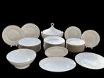 RICHARD GINORI - Tafelservies voor 12 (41) - Porselein -