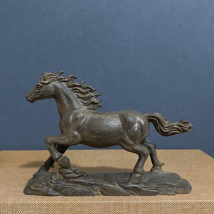 sculptuur, A wooden sculpture of a galloping horse - 13 cm -, Antiek en Kunst, Curiosa en Brocante